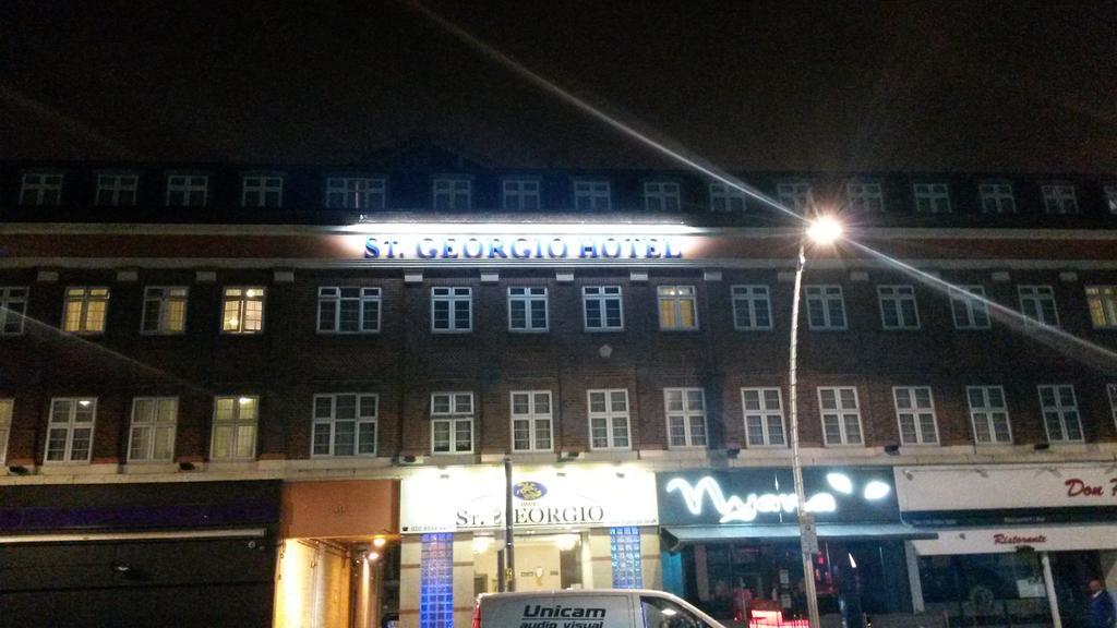 St Georgio Hostel Ilford Exterior photo